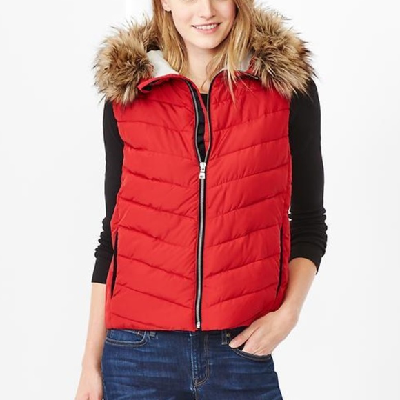 GAP Jackets & Blazers - GAP Primaloft Luxe Fur Trim Puffer Vest